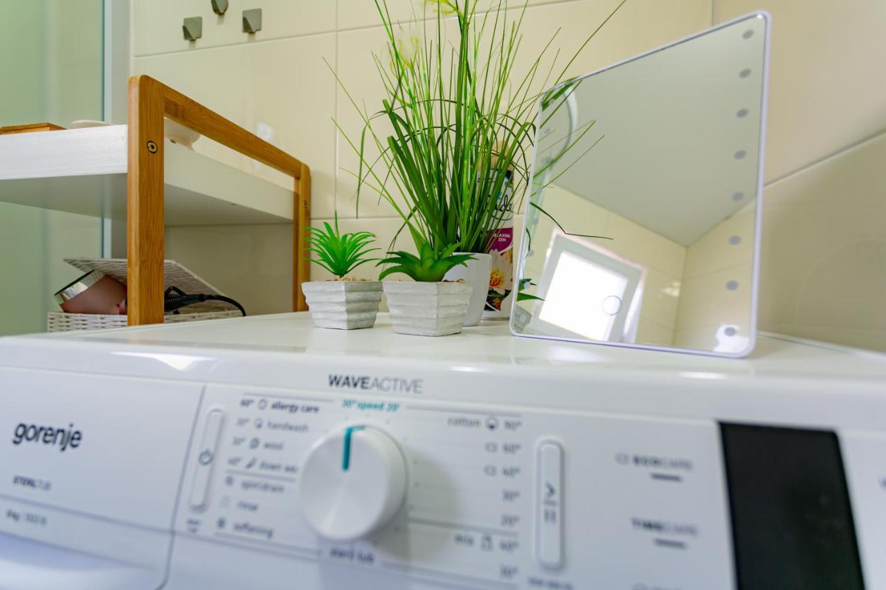 Villa Lorema-Pet Friendly On 5000 Sqm Garden,Pool, Jacuzzi, Billiard&Ps5 Sveti Filip i Jakov Exteriér fotografie