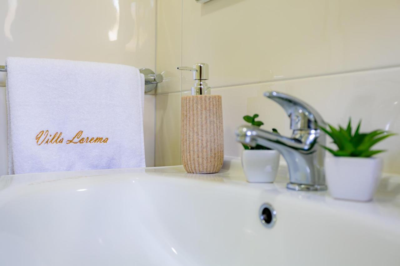 Villa Lorema-Pet Friendly On 5000 Sqm Garden,Pool, Jacuzzi, Billiard&Ps5 Sveti Filip i Jakov Exteriér fotografie