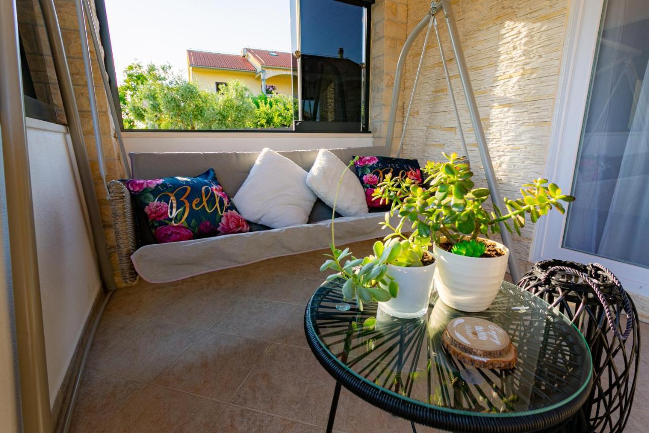 Villa Lorema-Pet Friendly On 5000 Sqm Garden,Pool, Jacuzzi, Billiard&Ps5 Sveti Filip i Jakov Exteriér fotografie